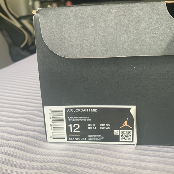 Air Jordan 1 “Banned” - Picture 6 of 6